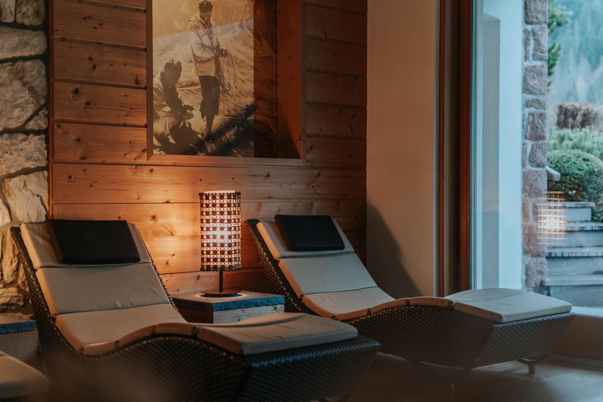 B&B Hotel Mirabel Ortisei Exteriör bild