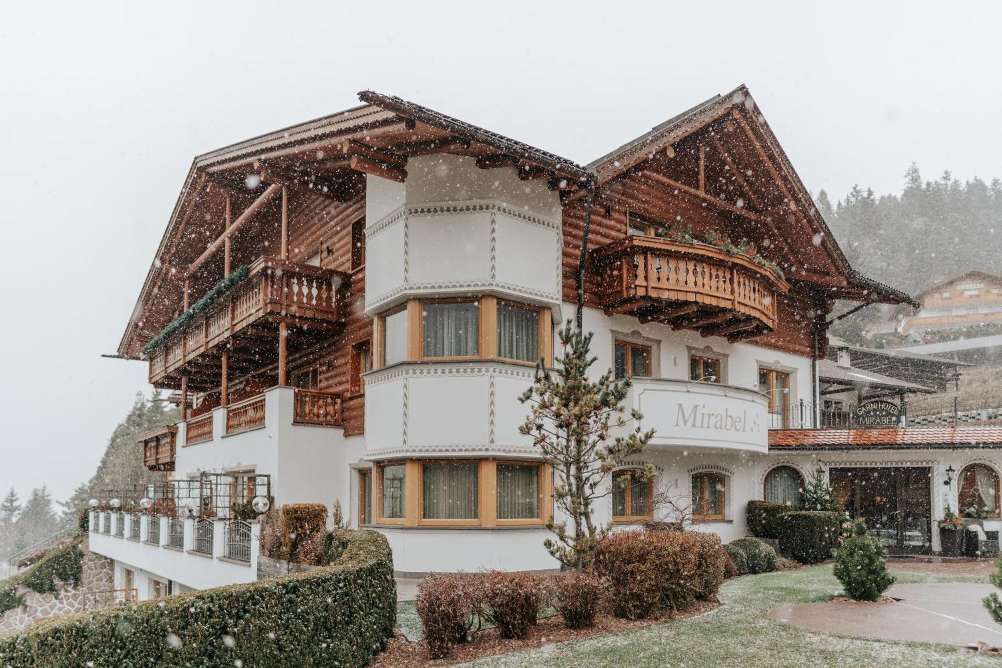 B&B Hotel Mirabel Ortisei Exteriör bild