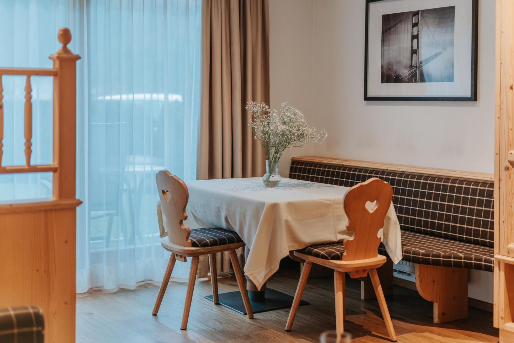 B&B Hotel Mirabel Ortisei Exteriör bild